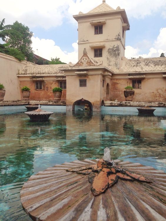 Read more about the article Taman Sari