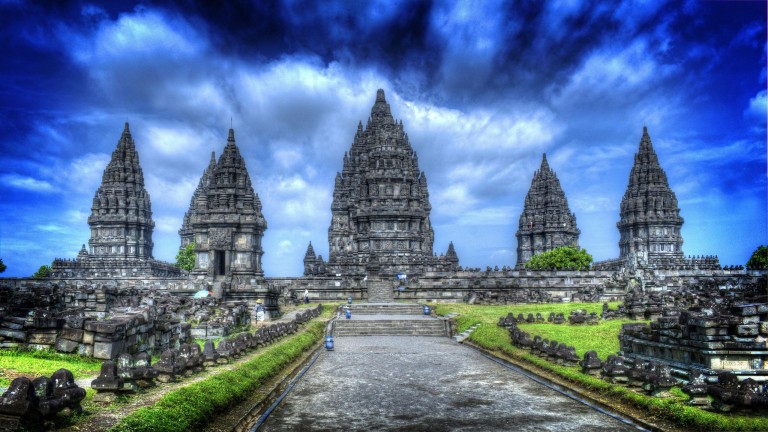 You are currently viewing Prambanan Temple
